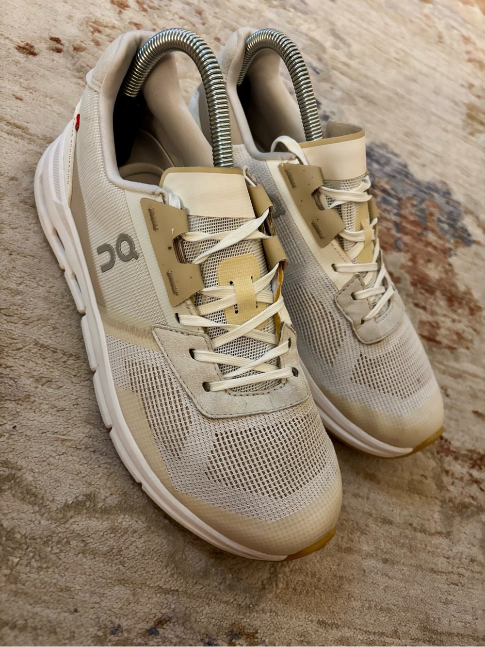 On CloudDrift Women’s Athletic Shoes